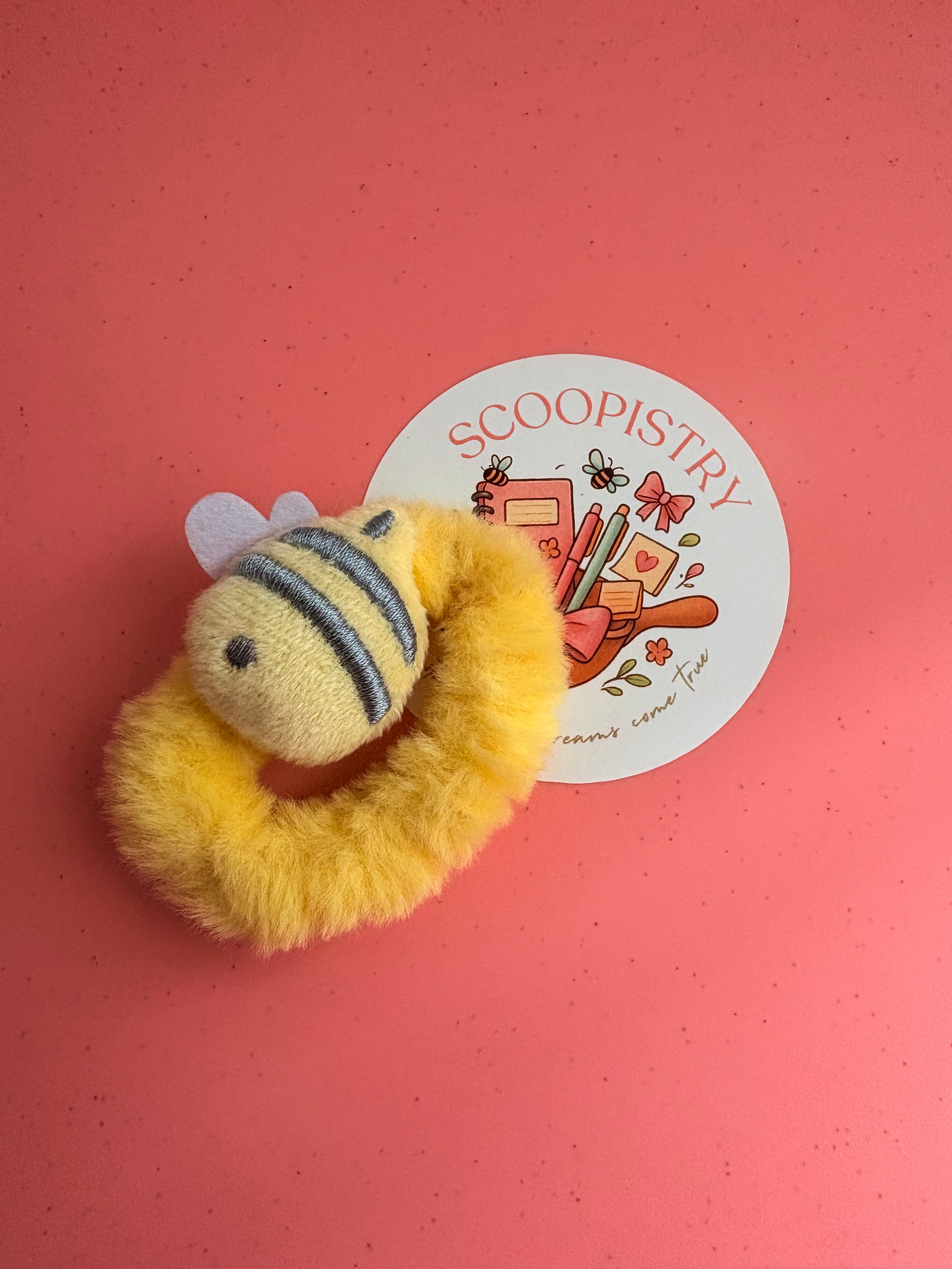 Bumble Bee Scoop